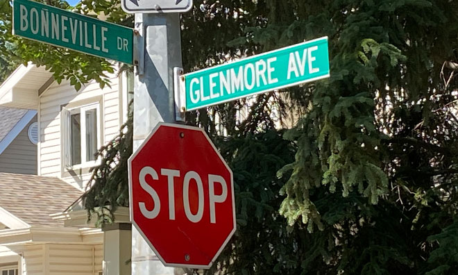 All way stop sign at the corner of Glenmore avenue and Bonneville drive